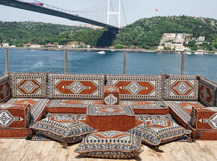 Saray U-Shaped Floor Sofa Set with Medallions on Three Walls